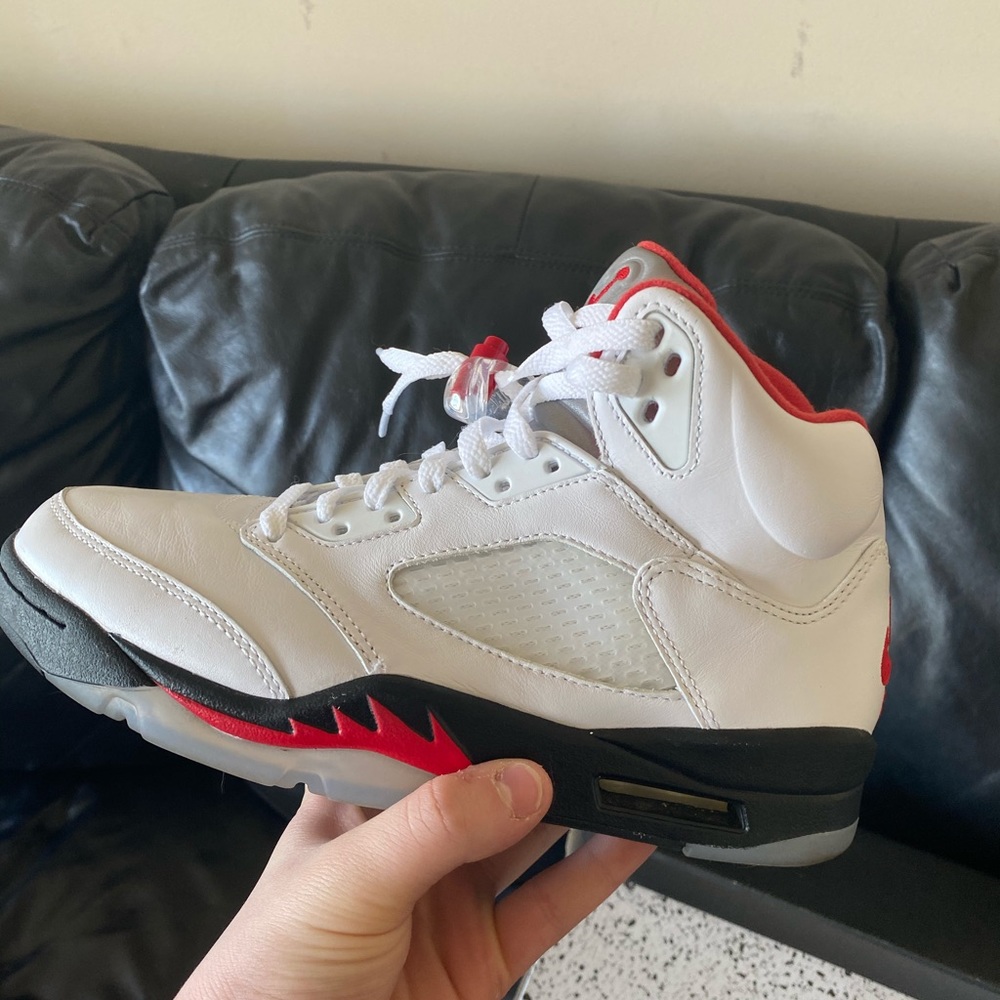 Jordan 5 “Fire Red” - Picture 7 of 11